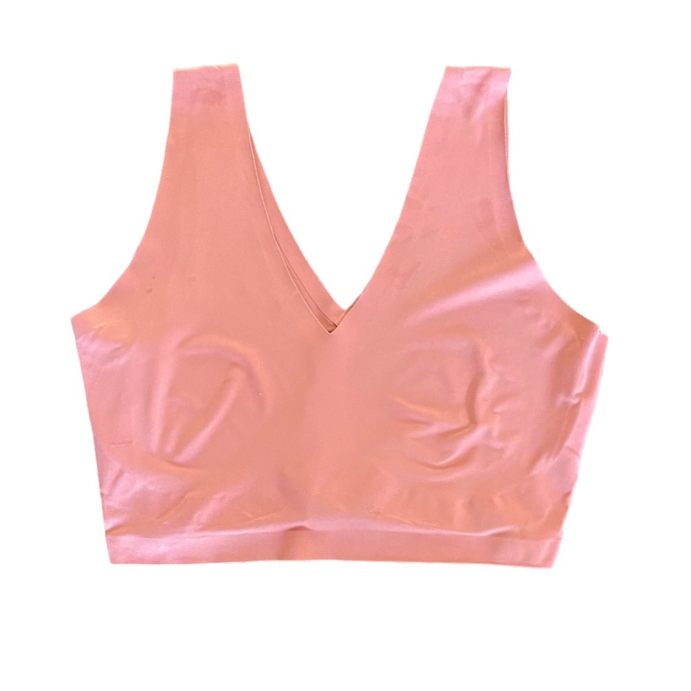Under Where? Dusty peach seamless light weight sports bra L